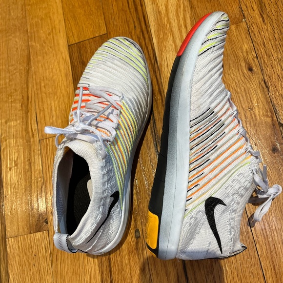 Nike Free Run - Picture 2 of 4